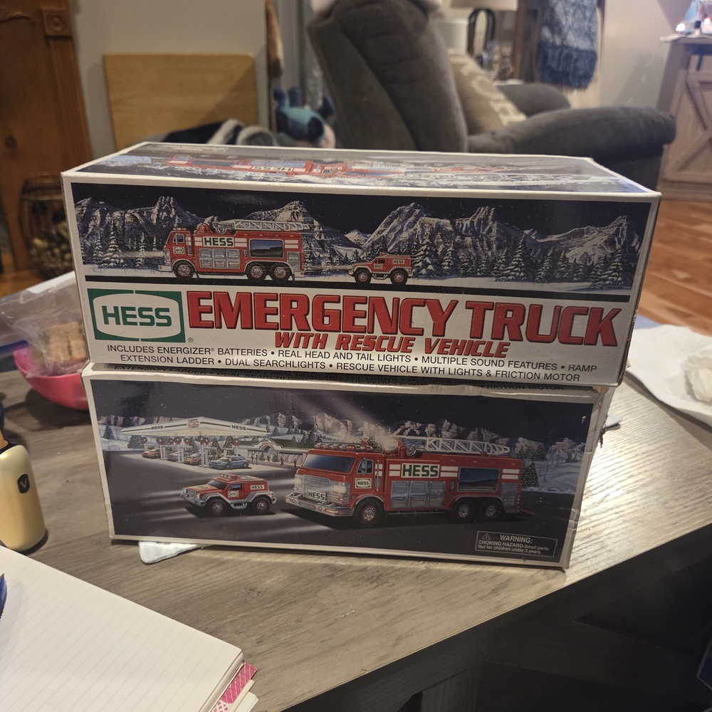 Hess Emergency Truck with Rescue Vehicle